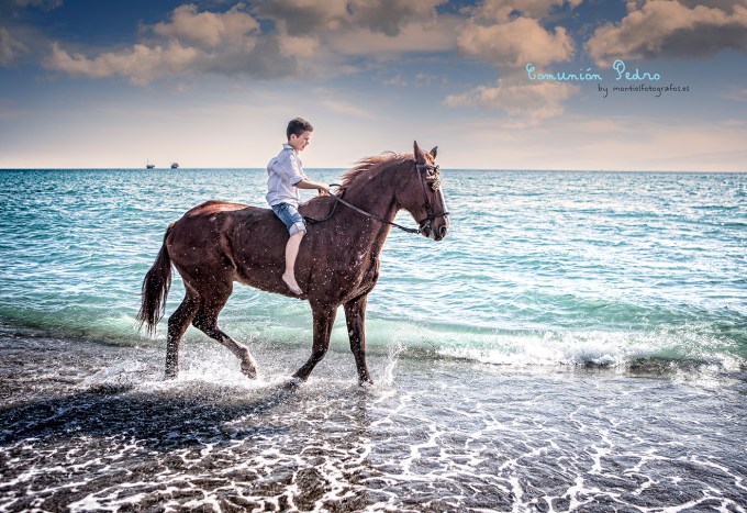 Pedro comunion, fotos de comunion, fotografo de malaga, fotografos de malaga, montiel fotografos, fotografo de cartama, fotografo de campanillas
